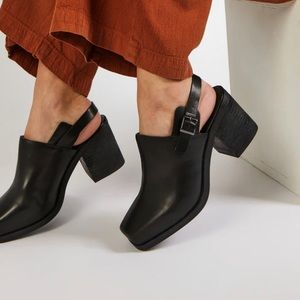 Intentionally Blank honcho mules, size 9, excellent condition!